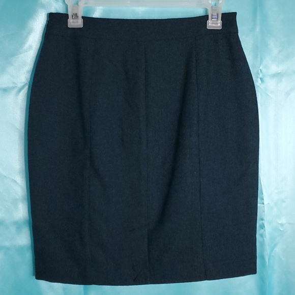 Banana Republic Fitted High-waisted Skirt - Picture 3 of 5